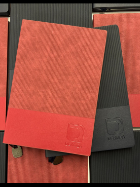 15 x 21 cm Yumuşak Termo Deri Kapaklı Tarihsiz Defter, 224 Sayfa, 80gr. Ivory Çizgili İç Kağıt, Renkli Kenarlı