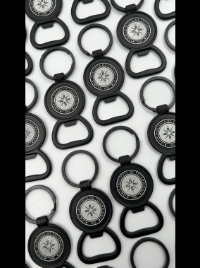 3,4 x 10,1 cm Tek Yön Anahtarlık