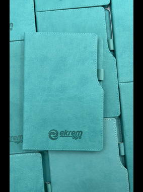 14,5 x 21 cm Termo Deri PU Sert Kapaklı Tarihsiz Defter, 224 Sayfa, 80 gr Ivory Krem Çizgili İç Kağıt, Kenar Boyalı, Kalem Tutuculu