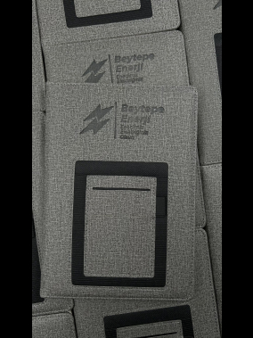 15 x 21 cm Termo PU Sert Kapaklı Tarihsiz Defter, 224 Sayfa, 70 gr Ivory Krem Çizgili İç Kağıt, Kart ve Telefon Bölmeli, Kalem Tutuculu