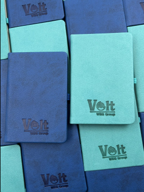 9 x 14 cm Termo PU Sert Kapaklı Cep Boy Tarihsiz Defter 160 Sayfa 60 gr Holmen Krem İç Kağıt Çizgili Lastikli Kalem Tutuculu Ekonomik Model