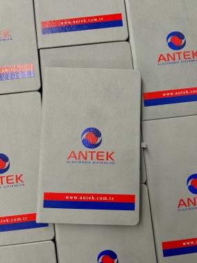 13 x 21 cm Termo PU Sert Kapaklı Tarihsiz Defter, 196 Sayfa, 80 gr Ivory Krem Çizgili İç Kağıt, Renkli Kenarlı, Esnek Lastikli, Kalem Tutuculu