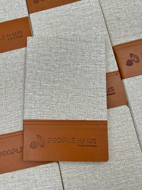 12,5 x 20 cm Termo PU Yumuşak Kapaklı Tarihsiz Defter, 160 Sayfa, 60 gr Holmen Krem Çizgili İç Kağıt