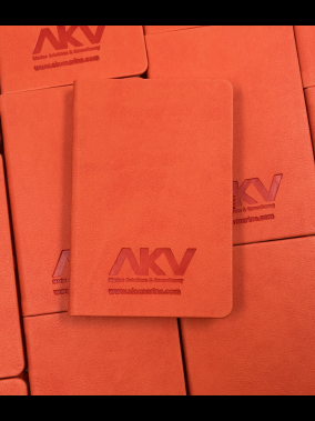 9 x 14 cm Termo PU Sert Kapaklı Cep Boy Tarihsiz Defter 160 Sayfa 60 gr Holmen Krem İç Kağıt Çizgili Lastikli Kalem Tutuculu Ekonomik Model