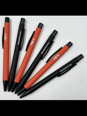 Rubber Gövde Metal Tükenmez Kalem