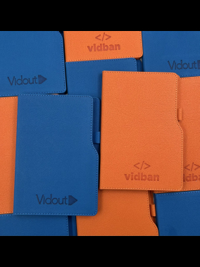 14,5 x 21 cm Termo PU Sert Kapaklı Tarihsiz Defter 160 Sayfa 70 gr Krem İç Kağıt Çizgili Renkli Kenarlı Kalem Tutuculu