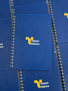 17 x 24 cm Spiralli Termo PU Sert Kapaklı Tarihsiz Defter, 240 Sayfa, 80 gr Ivory Krem Kareli İç Kağıt