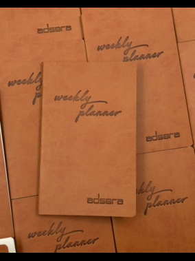 13 x 21 cm Termo Deri Terzi Dikişli Yumuşak Kapaklı Tarihsiz Defter, 80 Sayfa, 80gr. Ivory Çizgili İç Kağıt