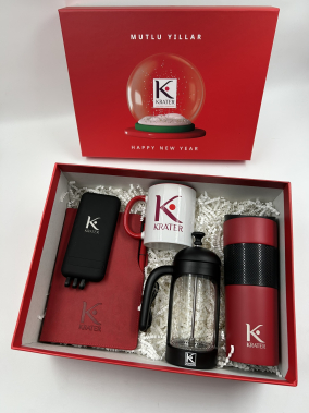 14,5 x 21 cm Termo Deri PU Sert Kapaklı Tarihsiz Defter, 224 Sayfa, 80 gr Ivory Krem Çizgili İç Kağıt, Kenar Boyalı, Kalem Tutuculu