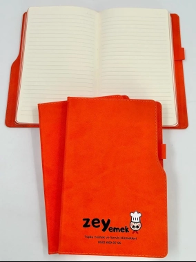 14,5 x 21 cm Termo Deri PU Sert Kapaklı Tarihsiz Defter, 224 Sayfa, 80 gr Ivory Krem Çizgili İç Kağıt, Kenar Boyalı, Kalem Tutuculu