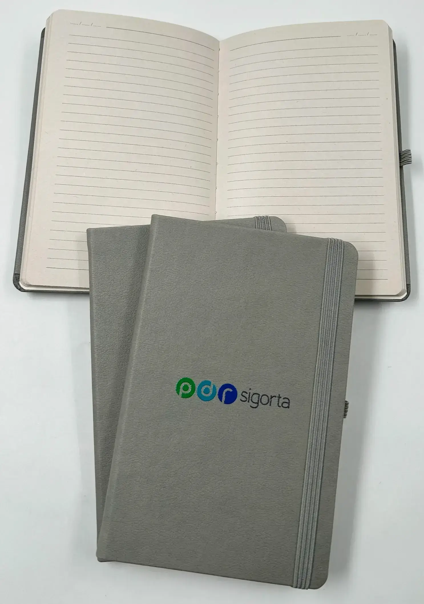 13 x 21 cm Termo PU Sert Kapaklı Tarihsiz Defter, 160 Sayfa, 70 gr. Nostaljik Çizgili İç Kağıt, Esnek Lastikli, Kalem Tutuculu Promozone