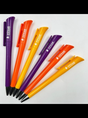 Plastik Çevirmeli Tükenmez Kalem