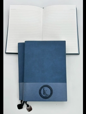 15 x 21 cm Yumuşak Termo Deri Kapaklı Tarihsiz Defter, 224 Sayfa, 80gr. Ivory Çizgili İç Kağıt, Renkli Kenarlı