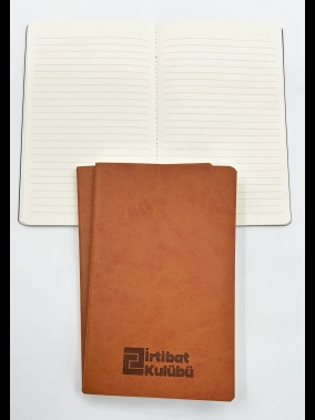 13 x 21 cm Termo Deri Terzi Dikişli Yumuşak Kapaklı Tarihsiz Defter, 80 Sayfa, 80gr. Ivory Çizgili İç Kağıt