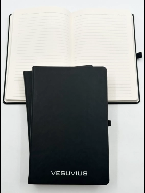 13 x 21 cm Termo PU Sert Kapaklı Tarihsiz Defter, 224 Sayfa, 70 gr Ivory Krem Çizgili İç Kağıt, Esnek Kapak Lastikli, Kalem Tutuculu