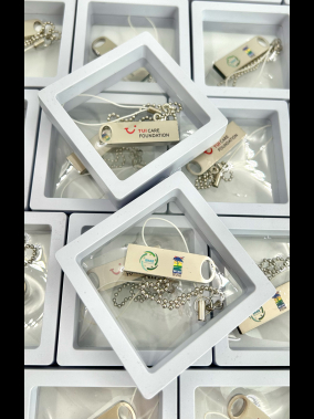 16 GB Metal USB Bellek