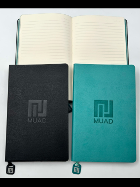 13 x 21 cm Termo PU Deri Esnek Yumuşak Kapaklı Tarihsiz Defter, 196 Sayfa, 80 gr Ivory Krem Çizgili İç Kağıt, Renkli Kenarlı, Metal Tokalı, Karton Kılıflı