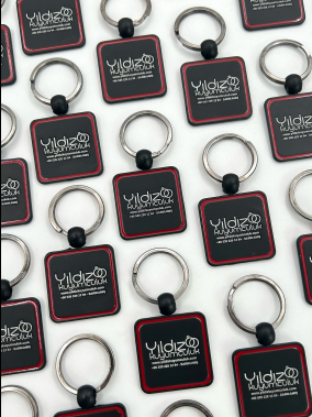 3,5 x 6,8 cm Tek - Çift Yön Anahtarlık