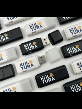 8 GB Plastik USB Bellek