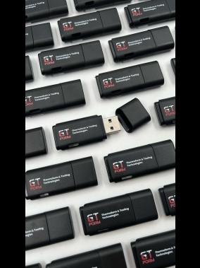 8 GB Plastik USB Bellek