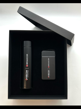 10000 mAh Dahili Kablolu 22,5W Hızlı Şarj Özellikli Powerbank