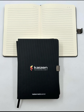 14 x 21 cm Termo Deri Kapaklı Tarihsiz Defter, 224 Sayfa, 80gr. Ivory Çizgili İç Kağıt, Metal Kilit, Kenarları Boyalı