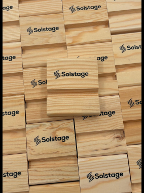 Ahşap Telefon Tutucu