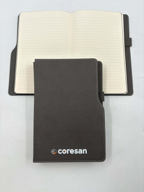 14,5 x 21 cm Termo Deri PU Sert Kapaklı Tarihsiz Defter, 224 Sayfa, 80 gr Ivory Krem Çizgili İç Kağıt, Kenar Boyalı, Kalem Tutuculu