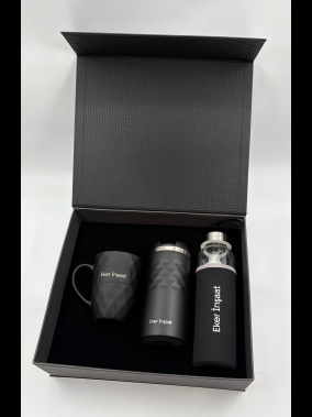 300 ml Termos, 500 ml Kılıflı Cam Şişe & Diamond Porselen Bardak Kutulu VIP Hediye Seti