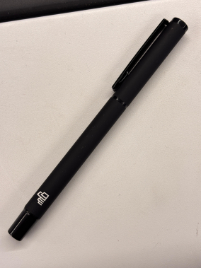 Kapaklı Rubber Gövde Metal Roller Kalem