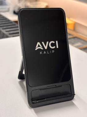 Işıklı Kablosuz Şarj Cihazı (15W Hızlı Şarj)