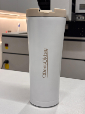 500 ml Kaydırmaz Taban Termos Bardak