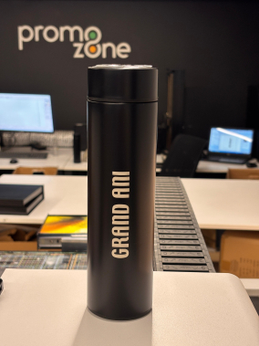 450 ML Isı Derecesi Gösteren Dijital Göstergeli Çelik Termos