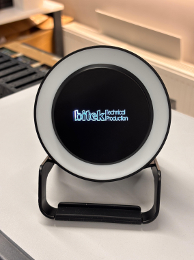 15W Wireless Şarj Özellikli Bluetooth Hoparlör  - Işıklı Logo