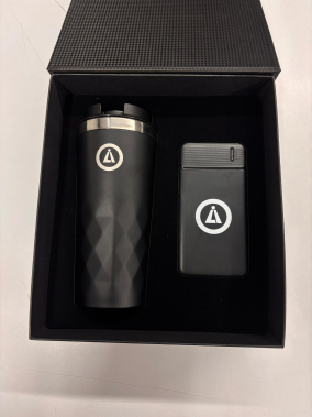 450 ml Termos & 10.000 mAh Powerbank Kutulu VIP Hediye Seti