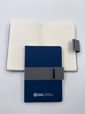 15 x 21 cm Termo Deri Kapaklı Tarihsiz Defter, 224 Sayfa, 80 gr. Ivory İç Kağıt,  Kalem Tutuculu, Mıknatıs Kilitli