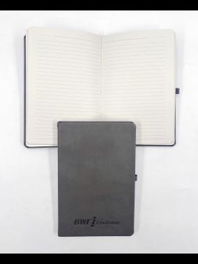 13 x 21 cm Termo PU Sert Kapaklı Tarihsiz Defter, 160 Sayfa, 70 gr. Nostaljik Çizgili İç Kağıt, Esnek Lastikli, Kalem Tutuculu